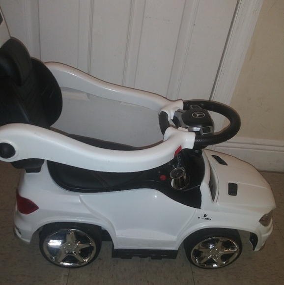 Baby push car - Picture 1 of 2